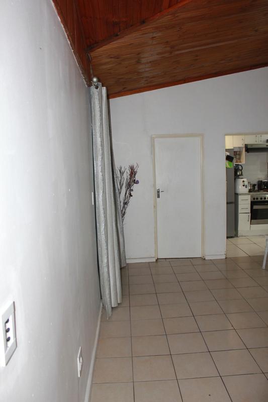 4 Bedroom Property for Sale in Rocklands Western Cape